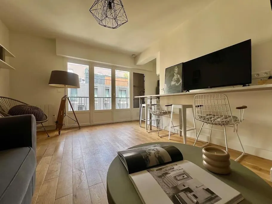 Aux Batignolles - Le Cocon Parisien - 28Mc Apartment